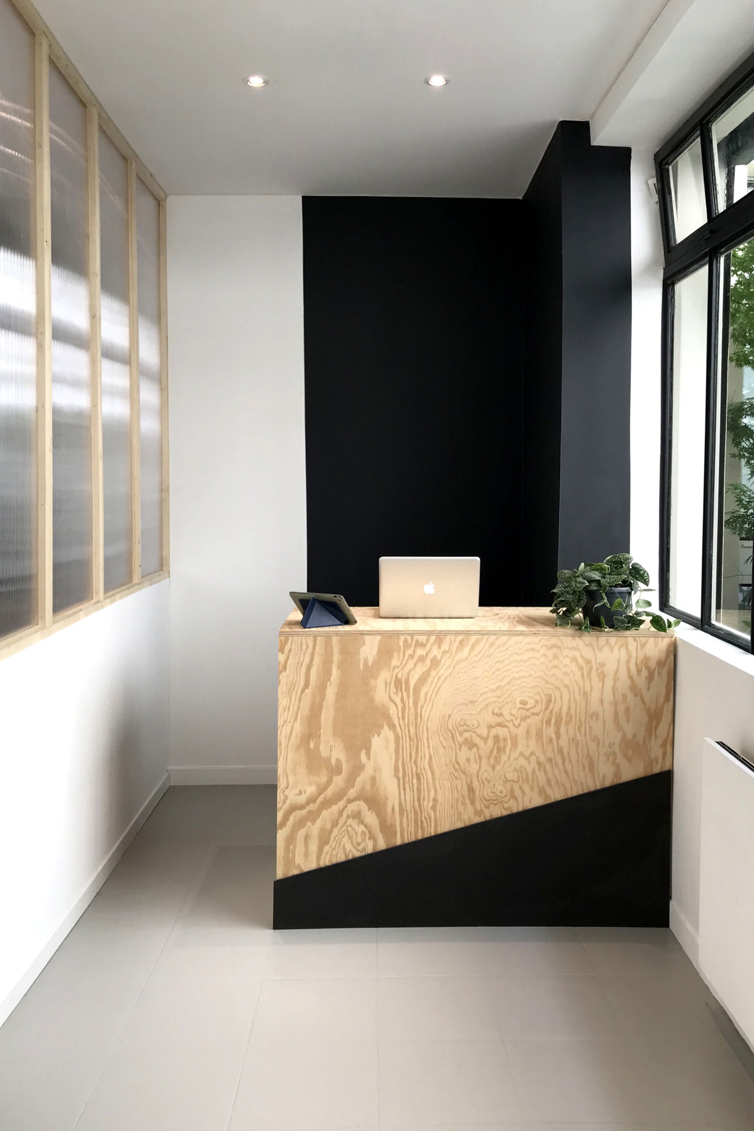 fine line floral tattoo Paris