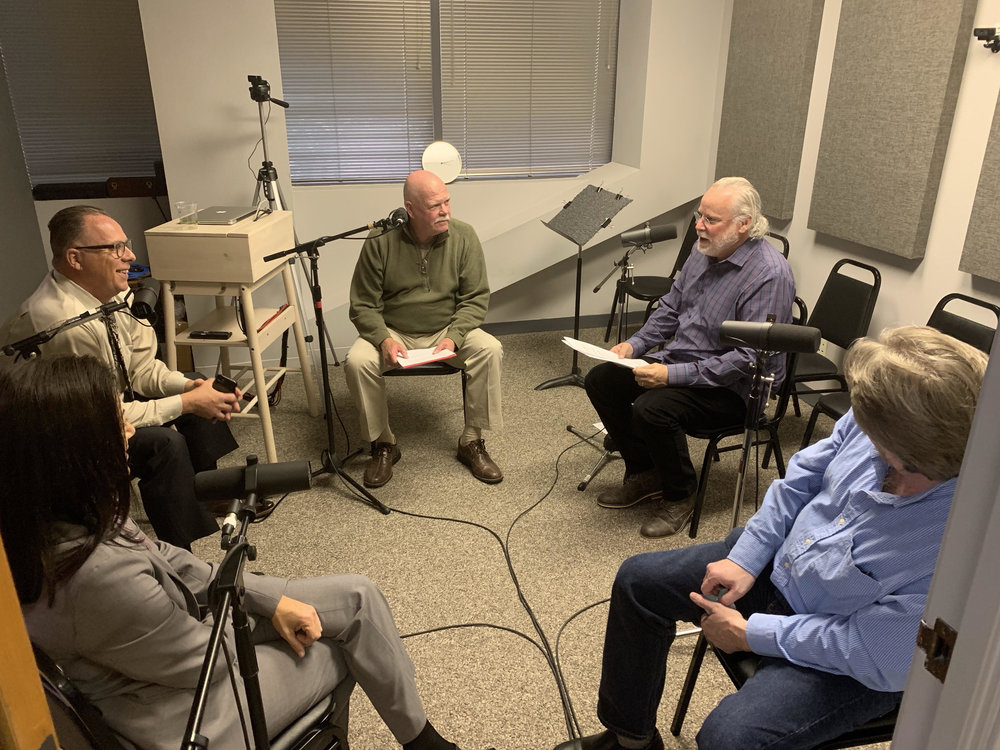 Michael Connelly with Producer Terrill Lee Lankford, Detectives Mitzi Roberts, Tim Marcia, and Rick Jackson