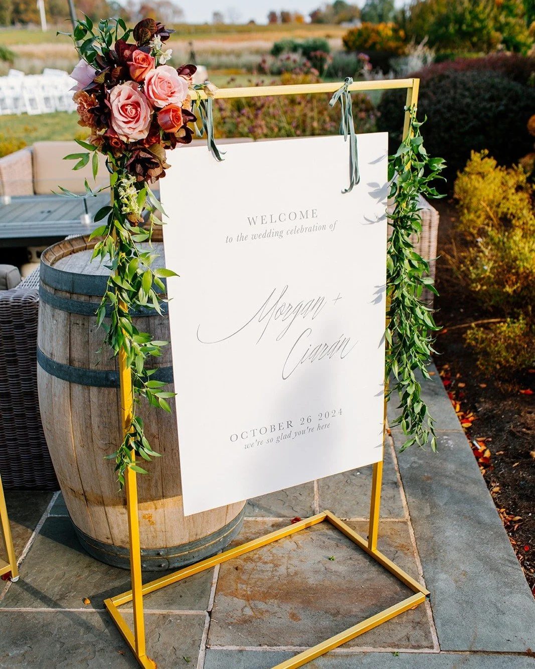 Your welcome just wouldn't be the same without a pop of your wedding style in flowers!

Not quite ready to reach out? Check www.floralsbykimberly.com for more info first!

Virginia weddings | Virginia wedding florist | bespoke wedding flowers | local