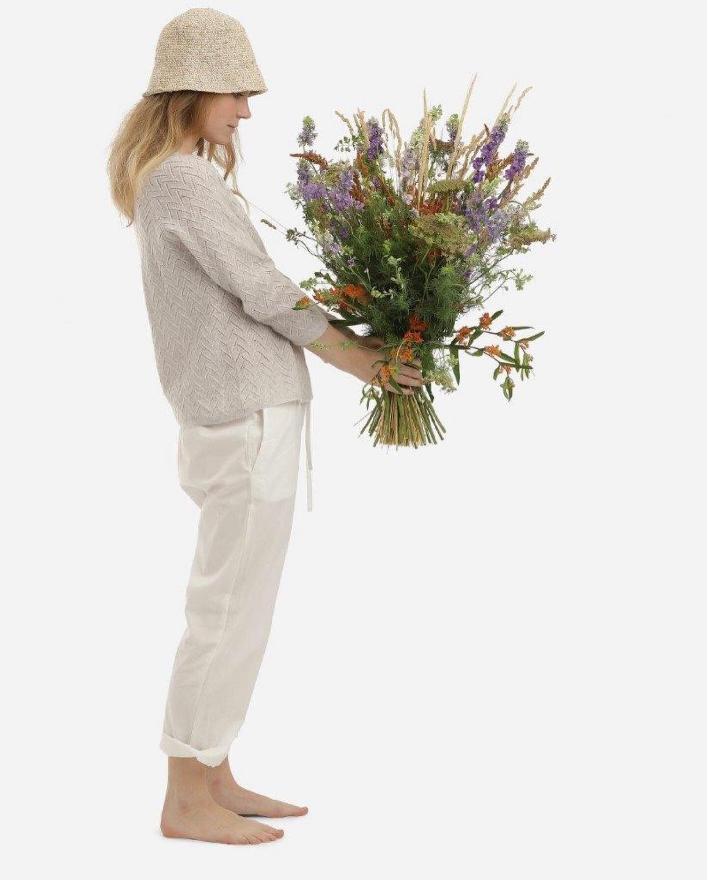 Nordic Designs made up in luxurious fibers such as organic cotton, linen, cashmere and silk.  Perfect simplicity for summer. #carebymeusa