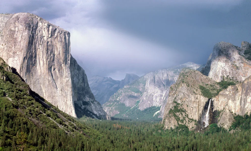 dr-tunnel-view-pp-bigweb_1.jpg