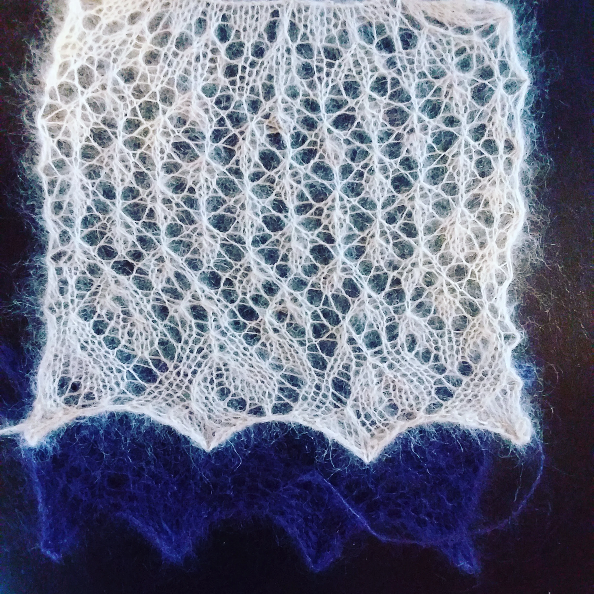 I made a swatch of the body and a swatch of the trim once I had my yarn.