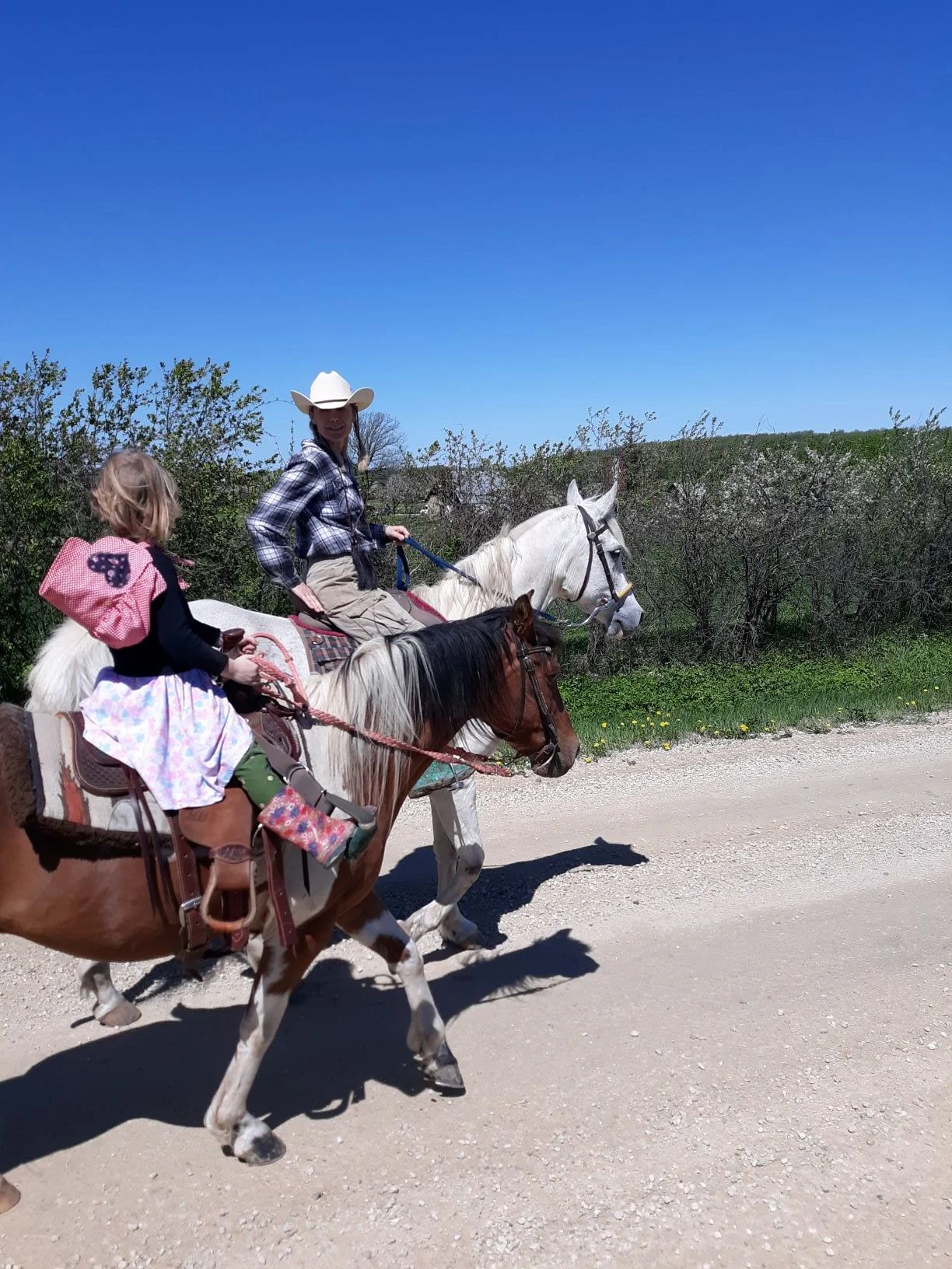 Unless you tie them on snugly, they will blow off while riding. But at least they don’t get lost on the trail.