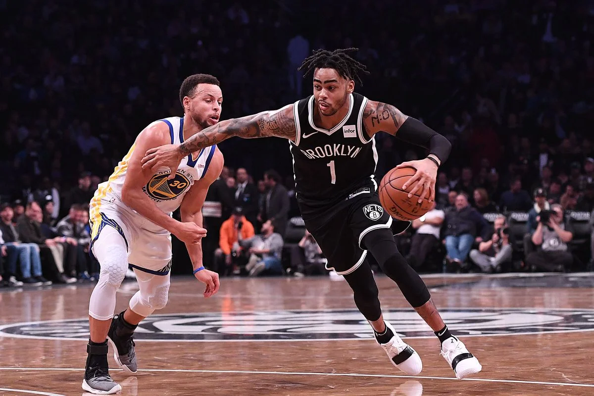 How will D'Angelo Russell fit into the Warriors' offensive scheme?