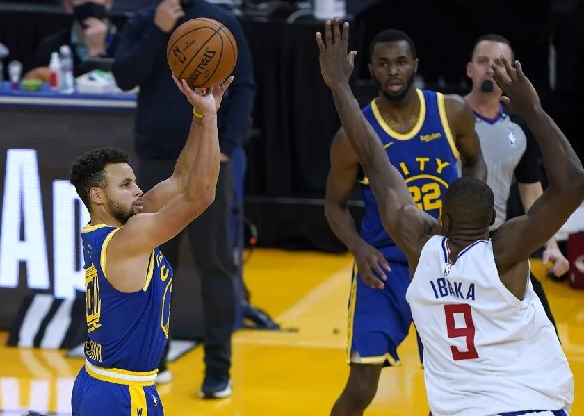 Down 22, Warriors Storm Back For Exciting Win Over Clippers