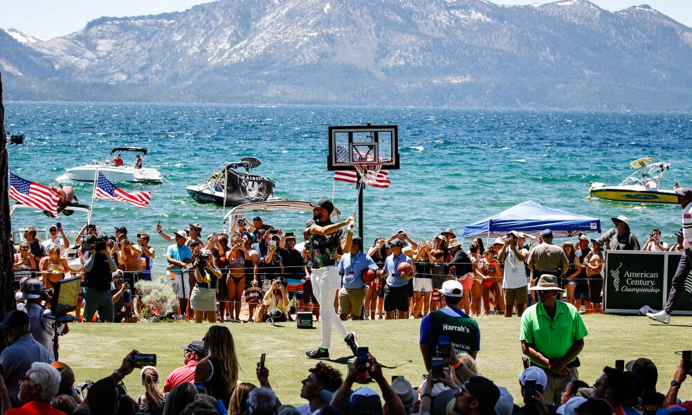 Three Currys Look to Hit From Distance on the Links