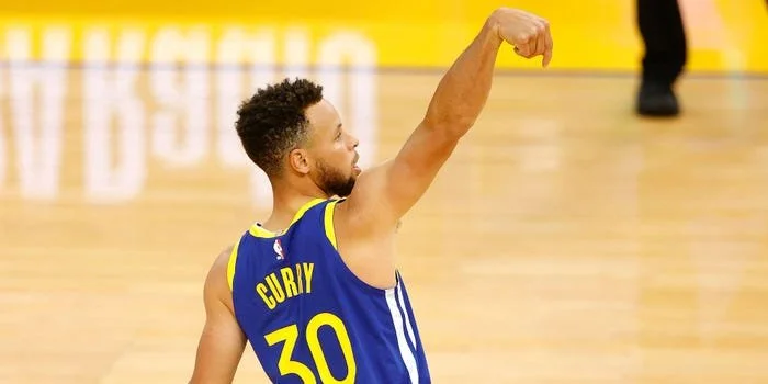 Steph Curry's Showing Why He's Miles Ahead of Harden, Young
