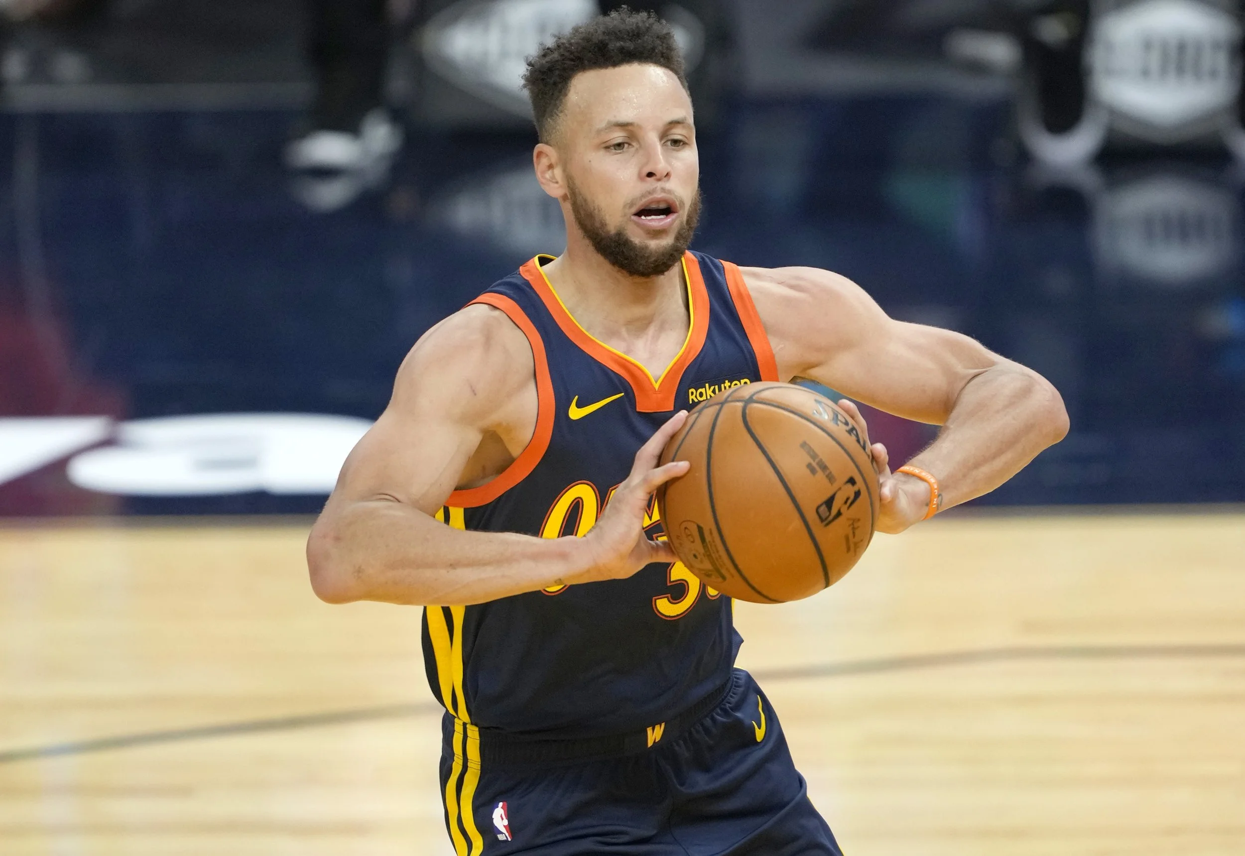 Steph Curry’s Unselfish Nature is Contagious  