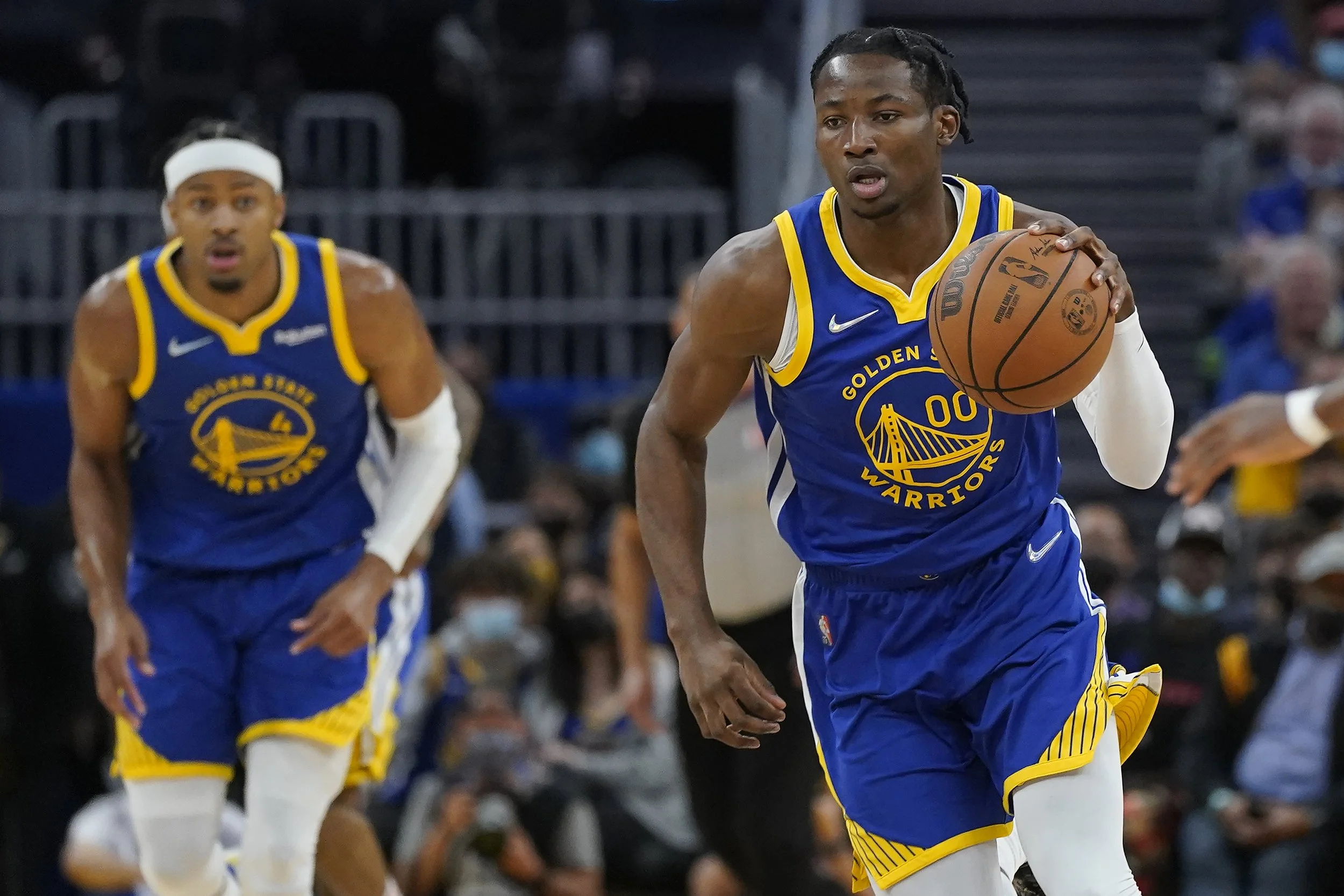 Warriors' Future Stars Were on Full Display in Texas Road-Trip