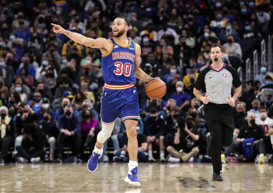 Steph Names Top 5 Favorite Players Ever