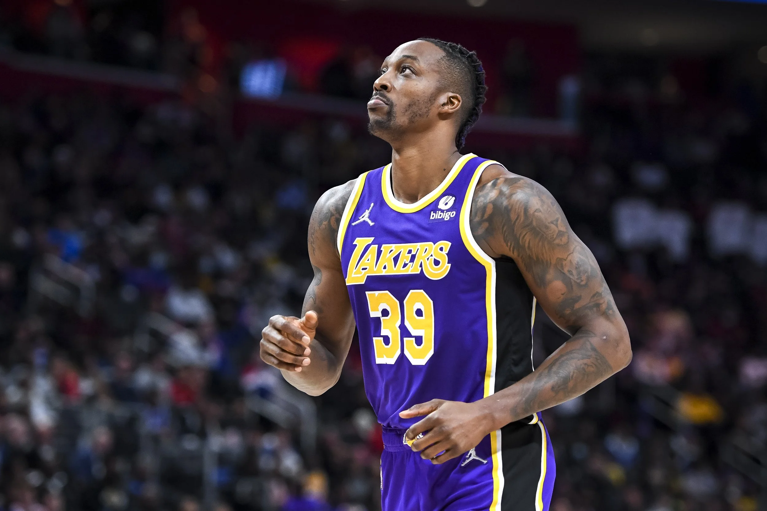 Should the Warriors sign Dwight Howard in Free Agency?