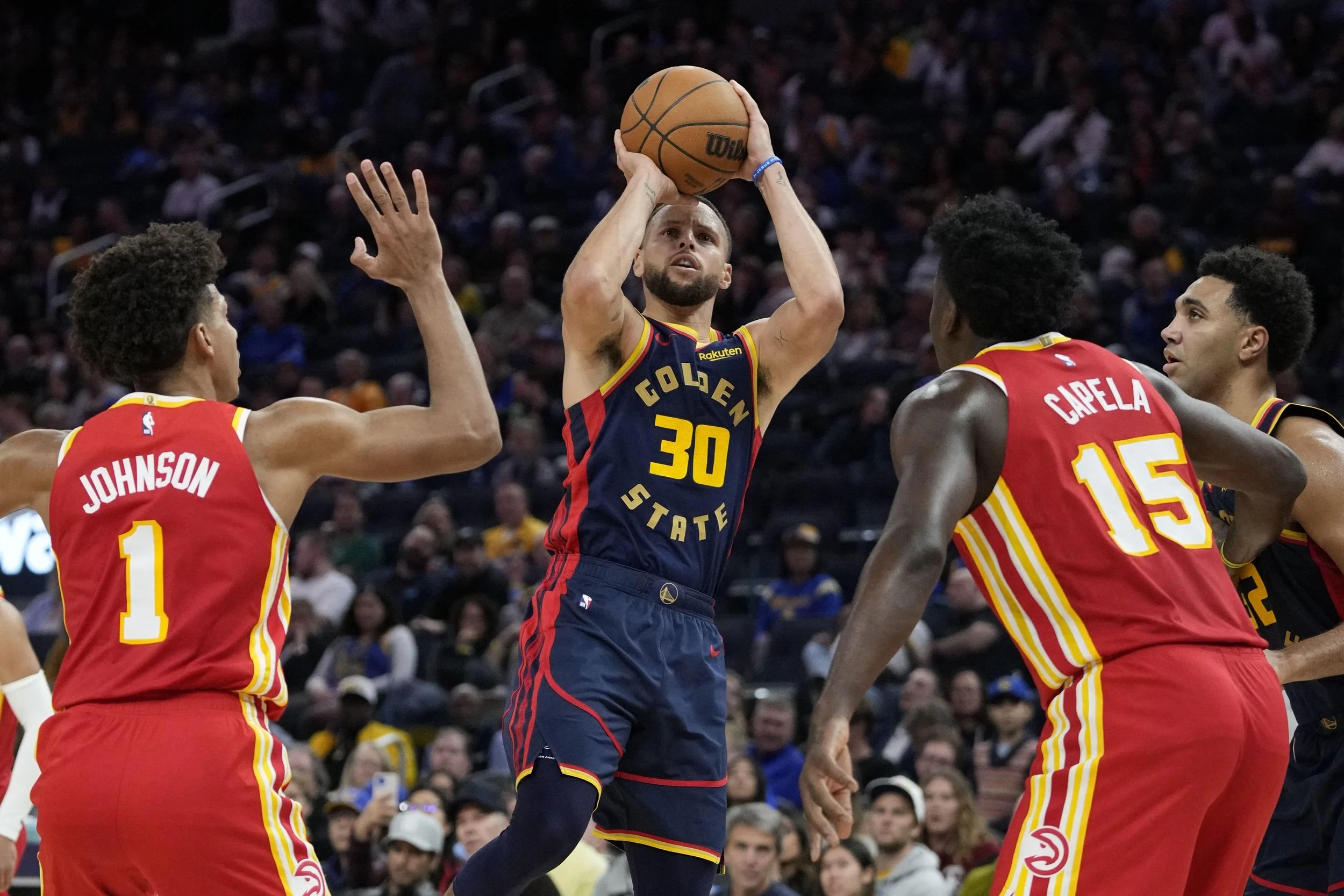 Golden State Bounces Back With 23-Point Win Over Atlanta