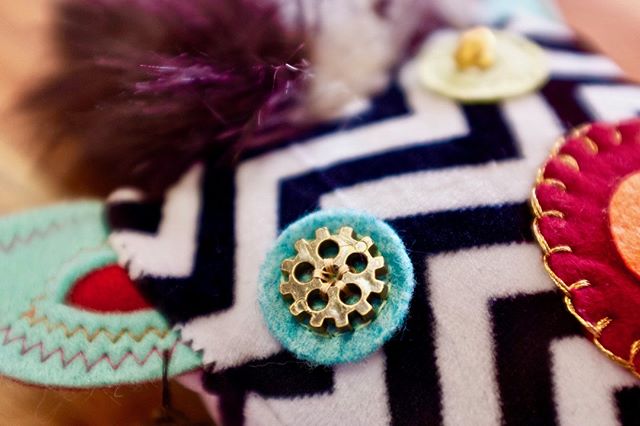 Brewster is so confident that he holds the camera really close when he takes his daily selfie.
.
.
.
.
.
.
#buttons #gears #blanketstitch #projectsqueeble #stitchrebellion #threadincommon #creativespirit #fiberartistsofinstagram #upcycledart #upcycledesign #fibershed #sewcool #needleandthread #passioncolorjoy #patternator #fiberart #upcycled #stitchersofinstagram #sewcialists #fiberarts #handmade #handmadewithlove #makersgonnamake #makers #finearts #monsters #chevron #textiles #squishy #sewing