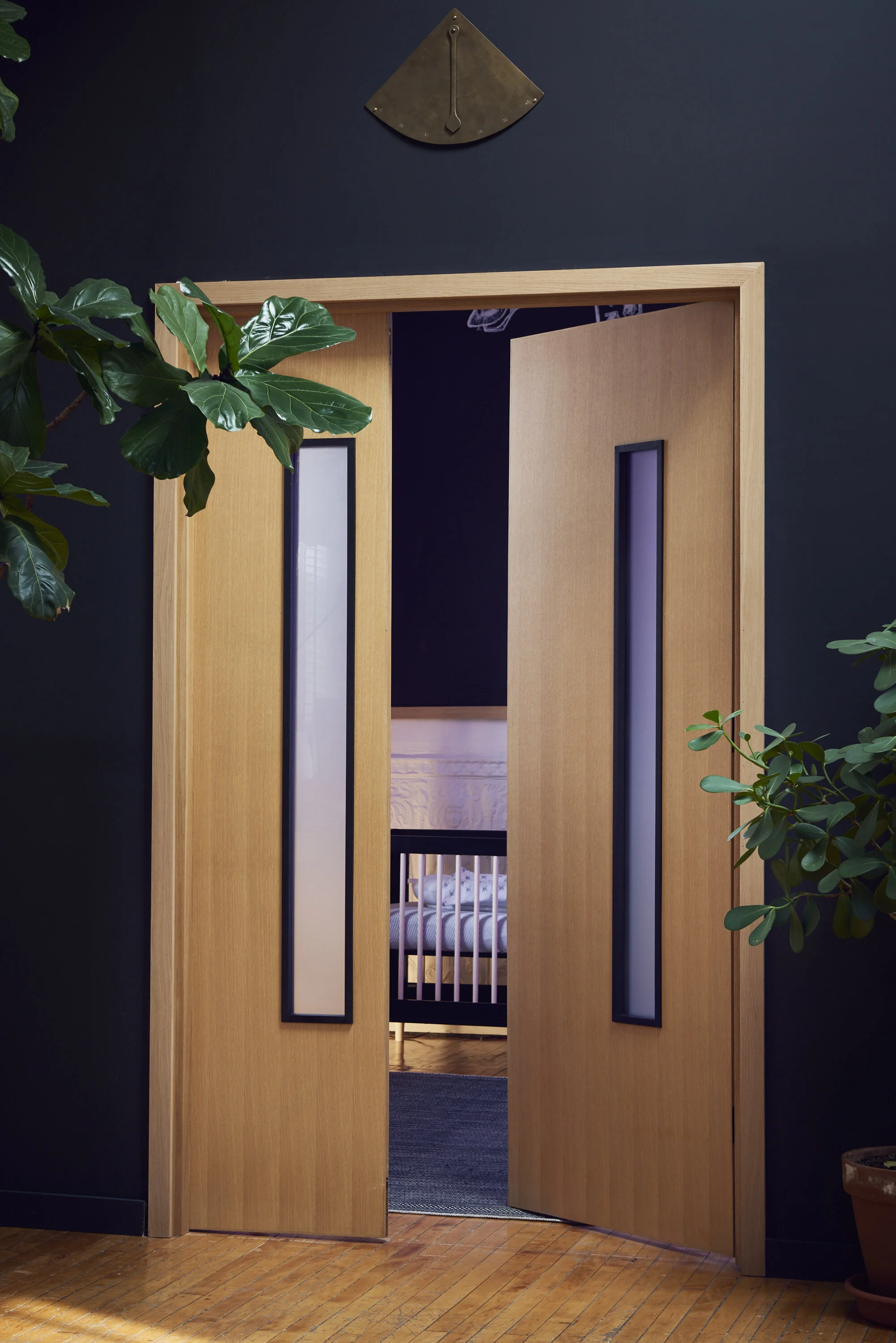 DOOR_081.jpg