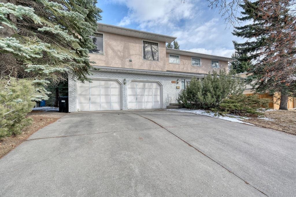 1436 Varsity Estates Drive NW