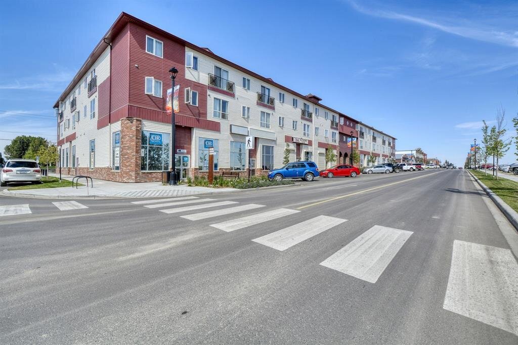 209, 1010 Railway Street