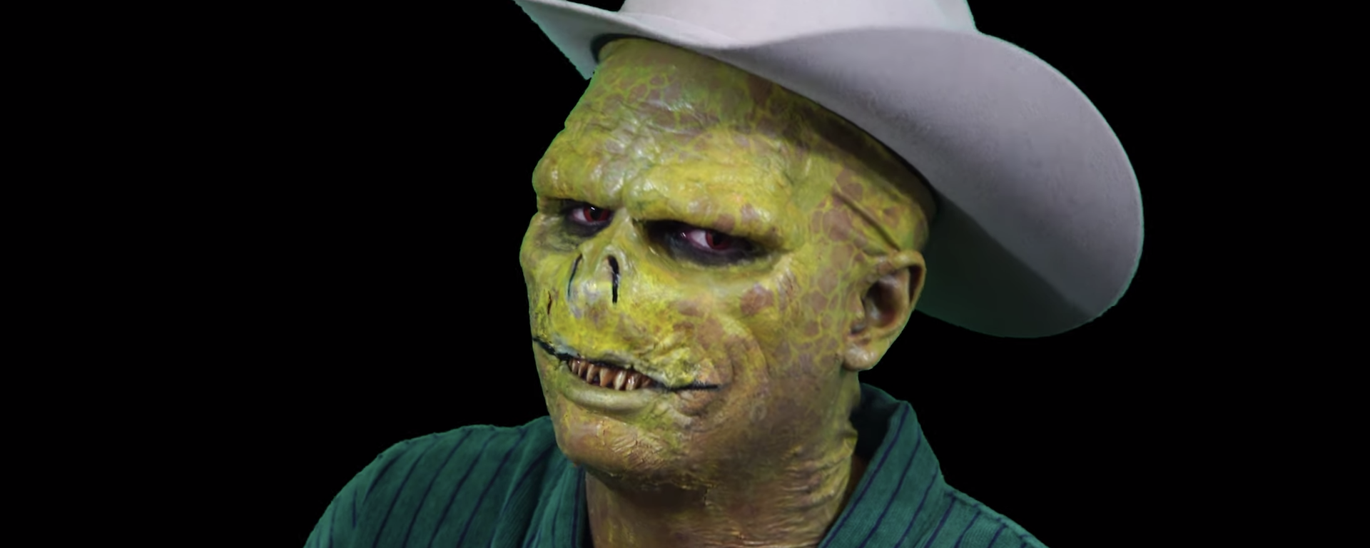 mac-demarco-2019_1290_771.png