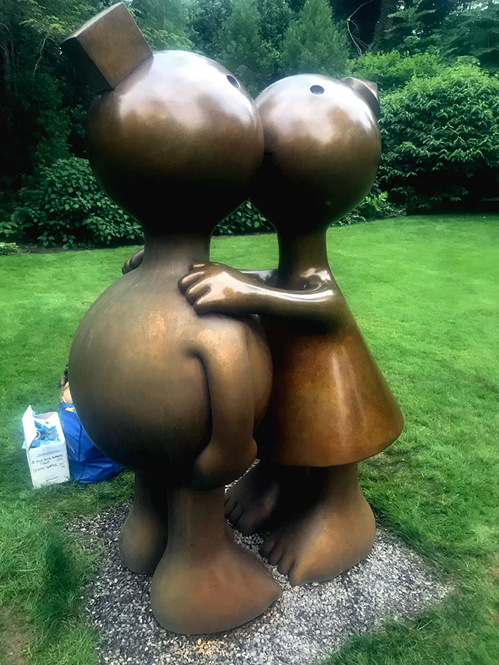 OTTERNESS - KISSING COUPLE, 1/3. 2013. (IN-PROCESS)