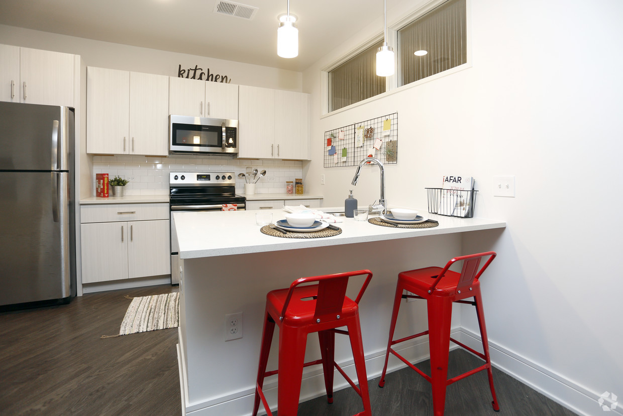 The Whit_TWG_SummerRainQuartz_Kitchen.jpg