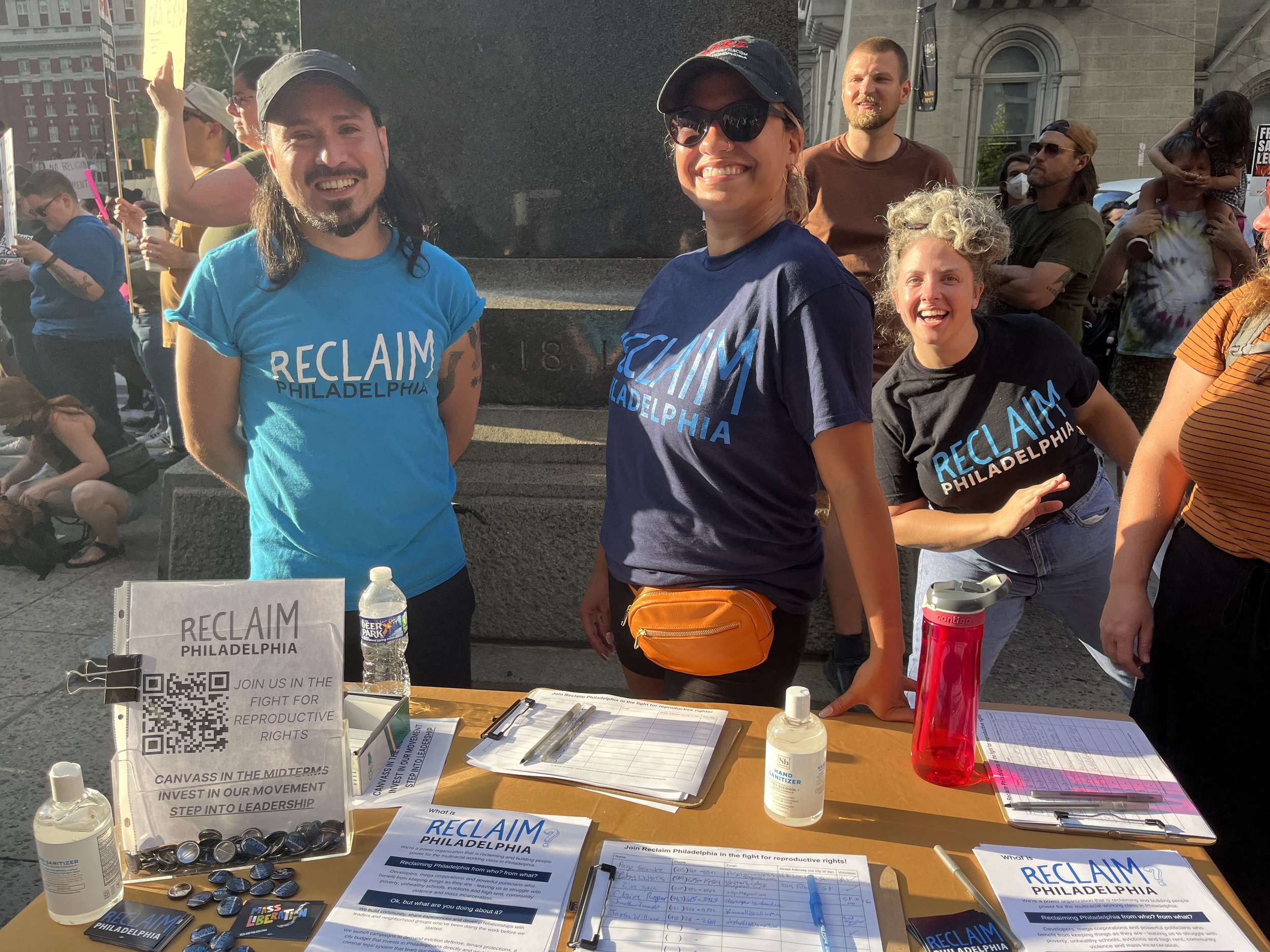 Group tees shot at roe rally.jpg