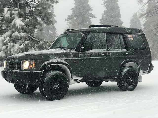 She got us through the blizzard! #landrover #landroverdiscovery #landroverdiscovery2