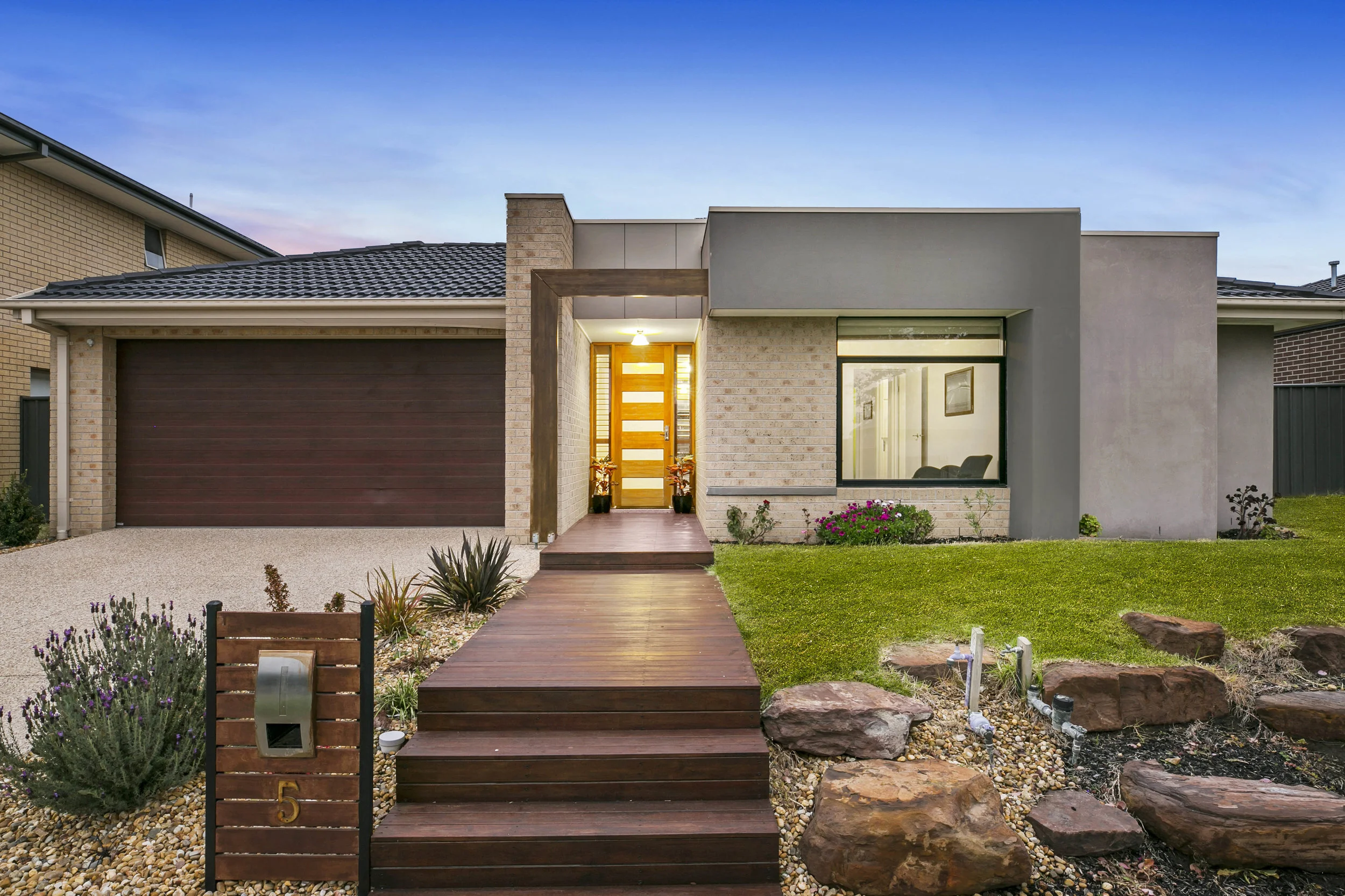 5 Aspera Place, Cranbourne North