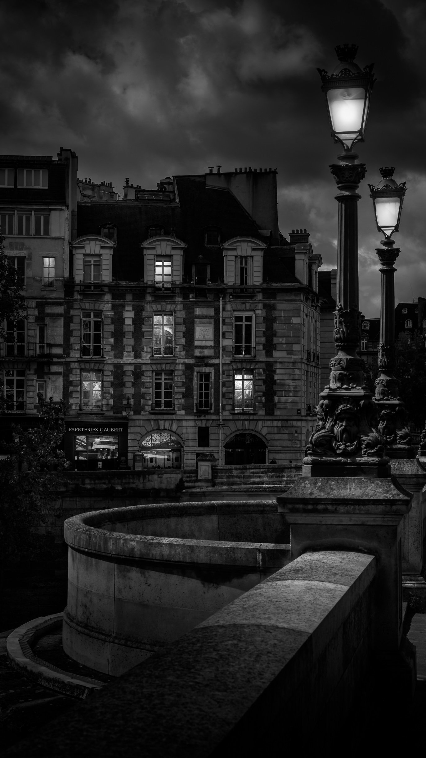 Dfn-Paris1.jpg