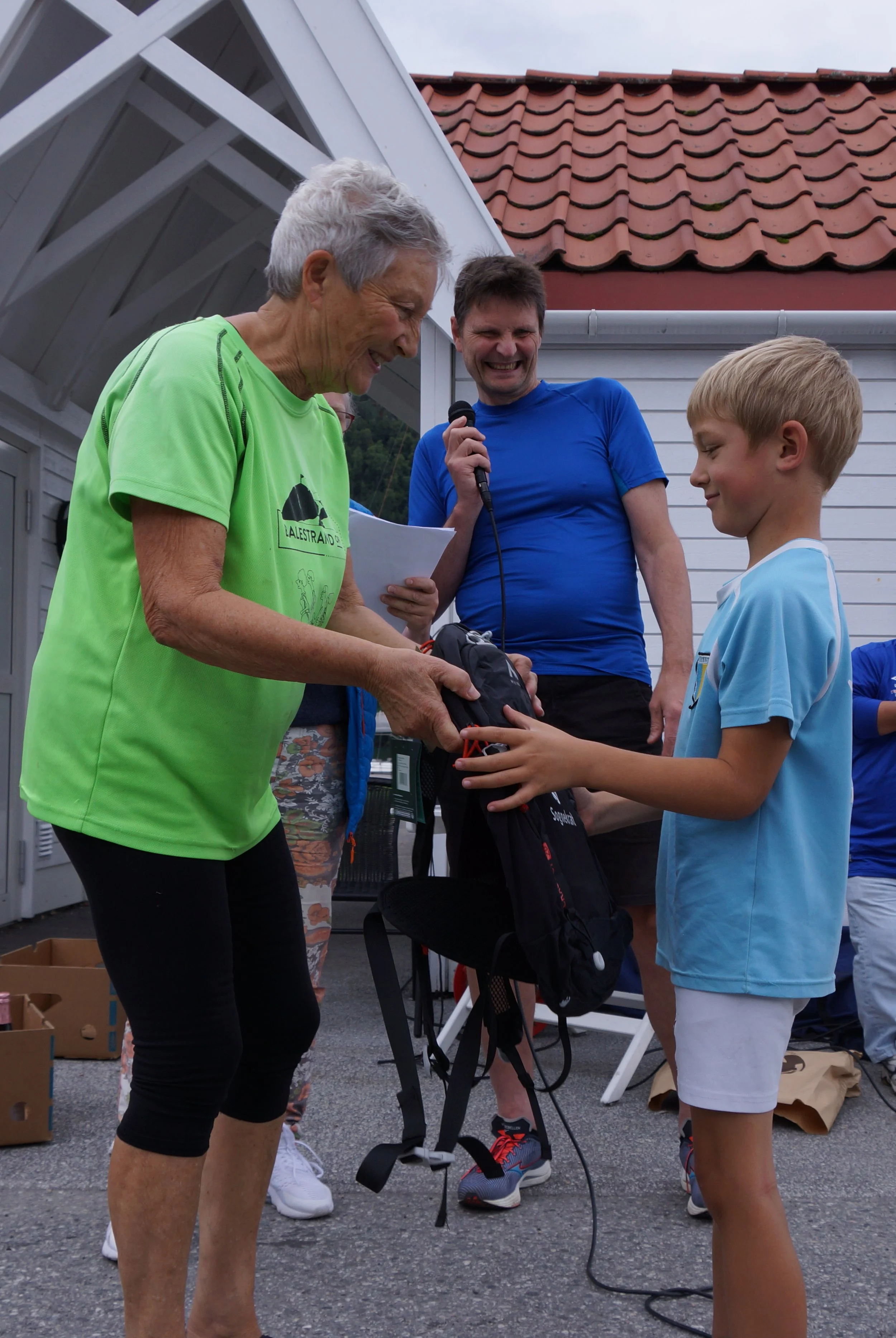 220820-SLT-A77V-DSC04139_crop.JPG