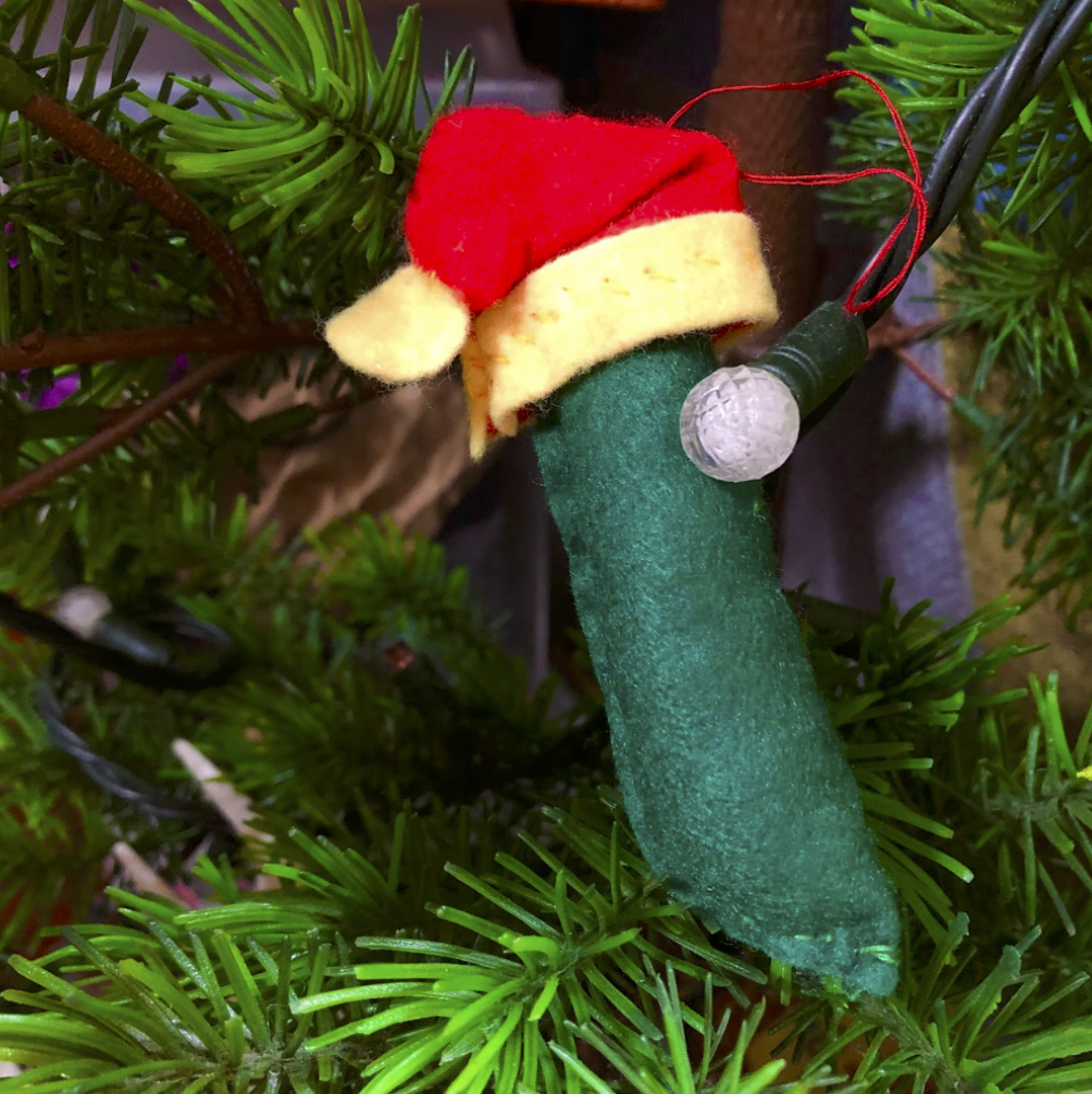 Weihnachtsgurke: The Curious Tradition of the Christmas Pickle