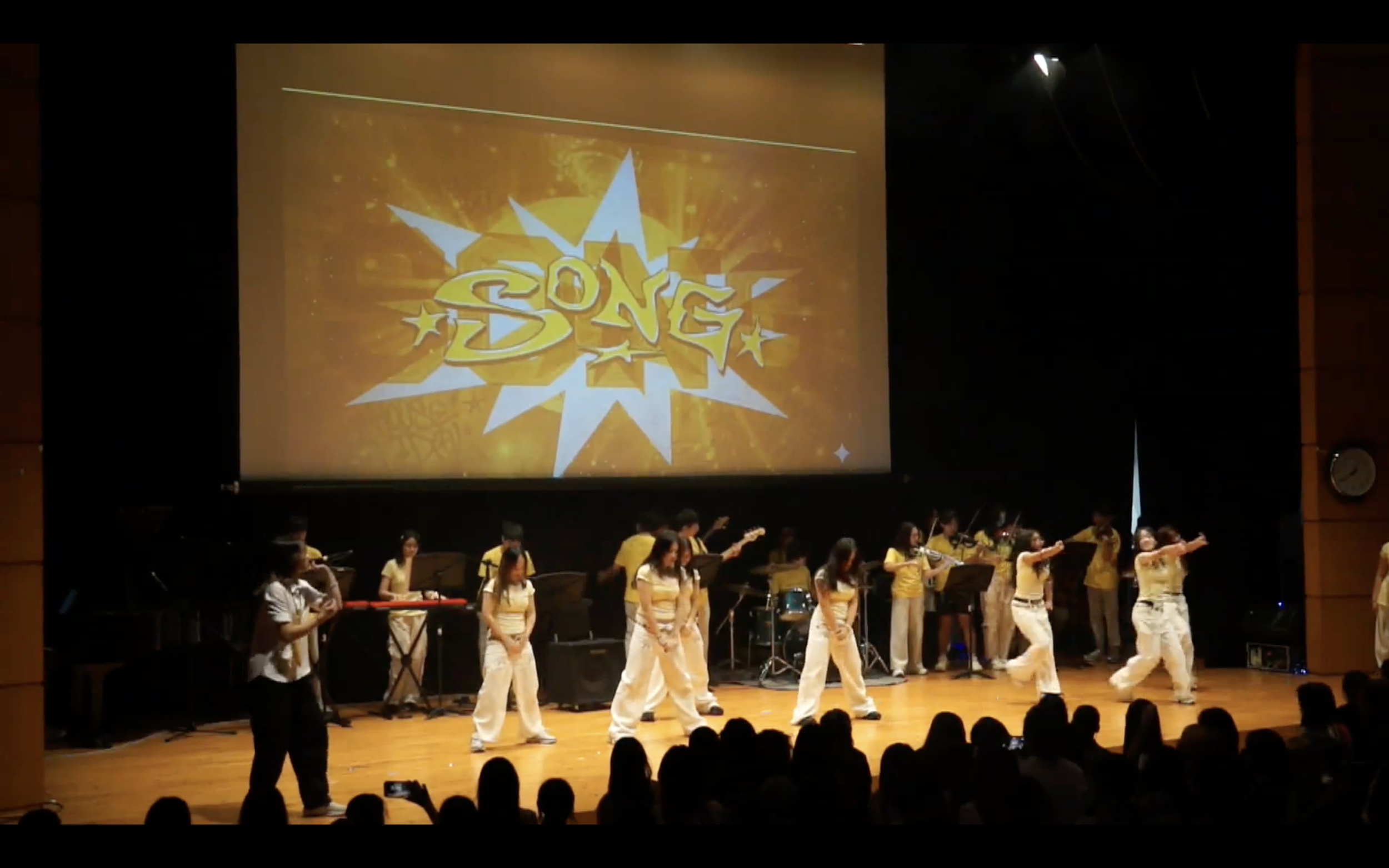 House Idol: the Yearly Spectacle that Never Fails to Excite!