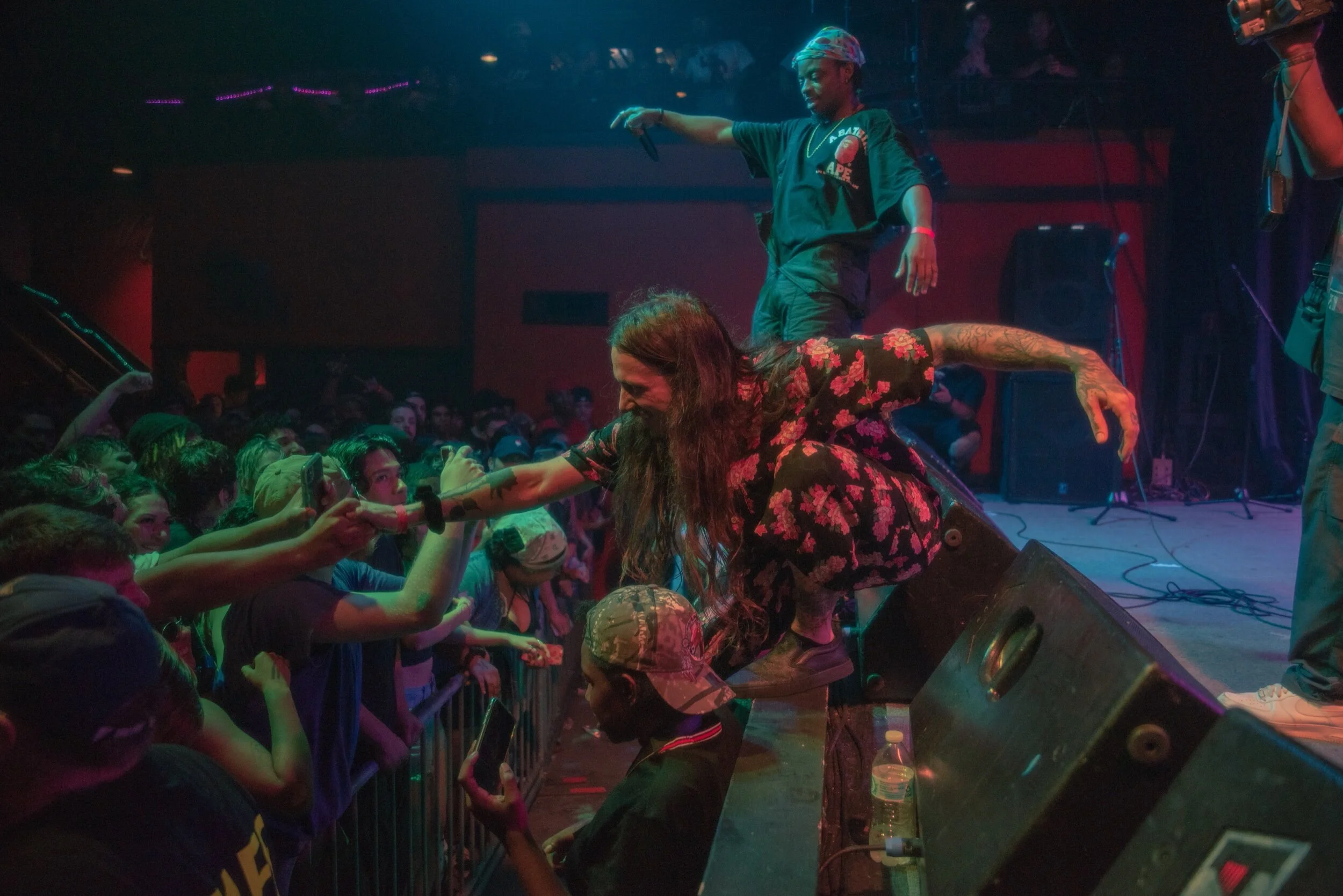 Ashxs' #BACK2SUMMXR shenanigans with Xavierwulf &amp; friends