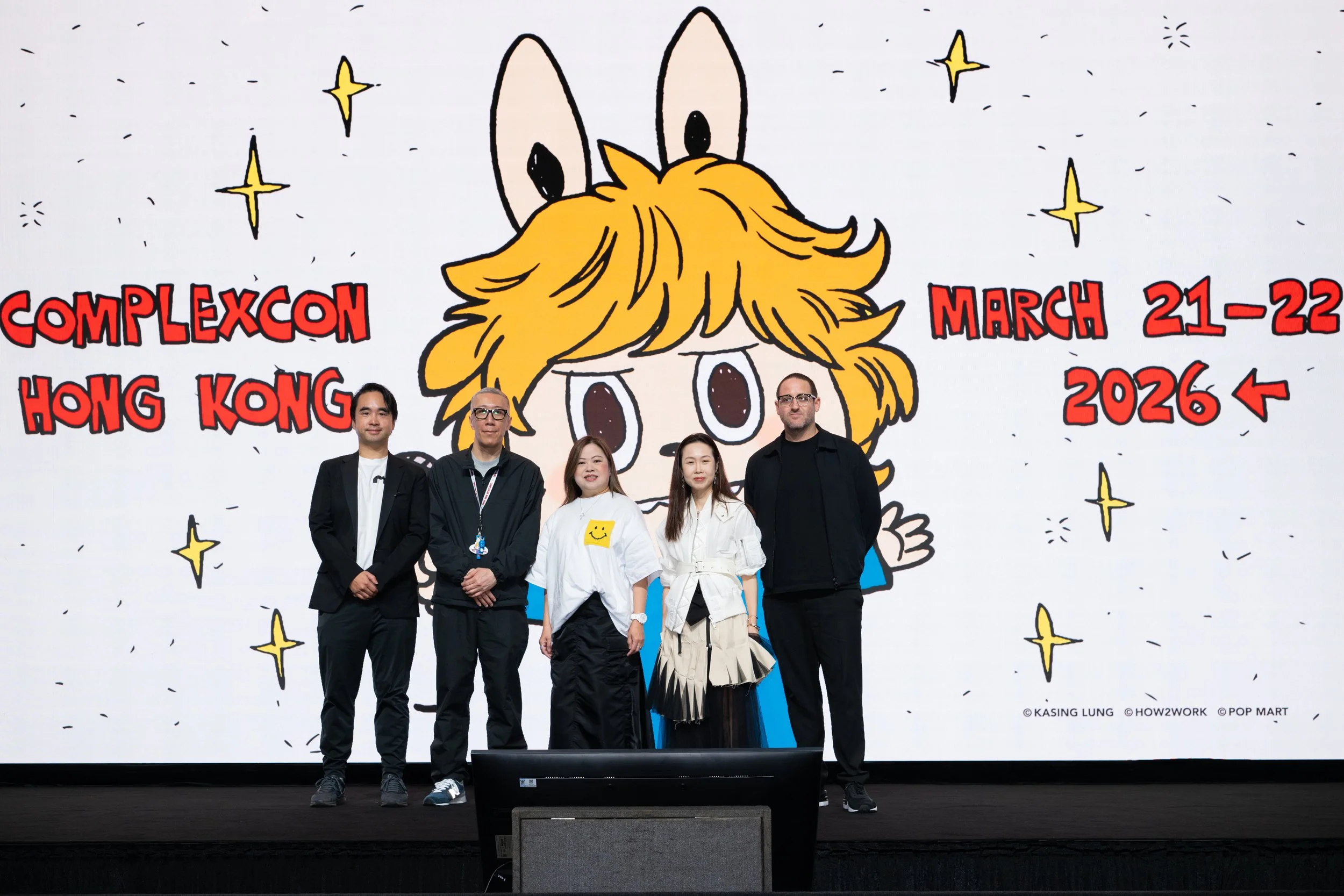 COMPLEXCON Group Photo_Dr. Adrian Cheng, Kasing Lung, Ms. Rosanna Law, Ms. Bonnie Chan, Aaron Levant.jpg