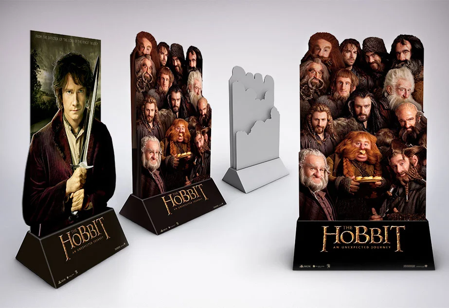 standee923x635.jpg