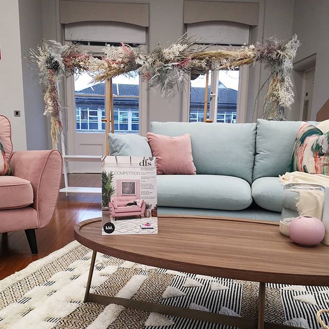 Some R&R yesterday and time to reflect on what was a very successful styling colab with @dfs for the very inspiring @maven46mag be summit. Thank you for having us we really enjoyed it.