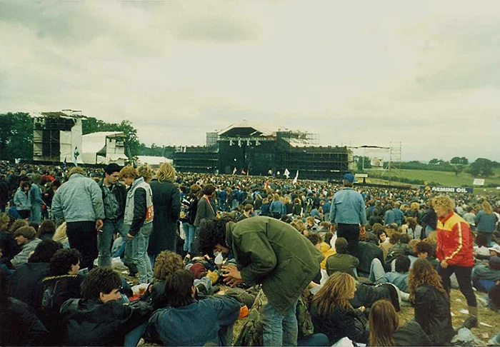 Monsters of Rock 1988 if you look hard enough you may find a 20 yr old Brucie Blogger