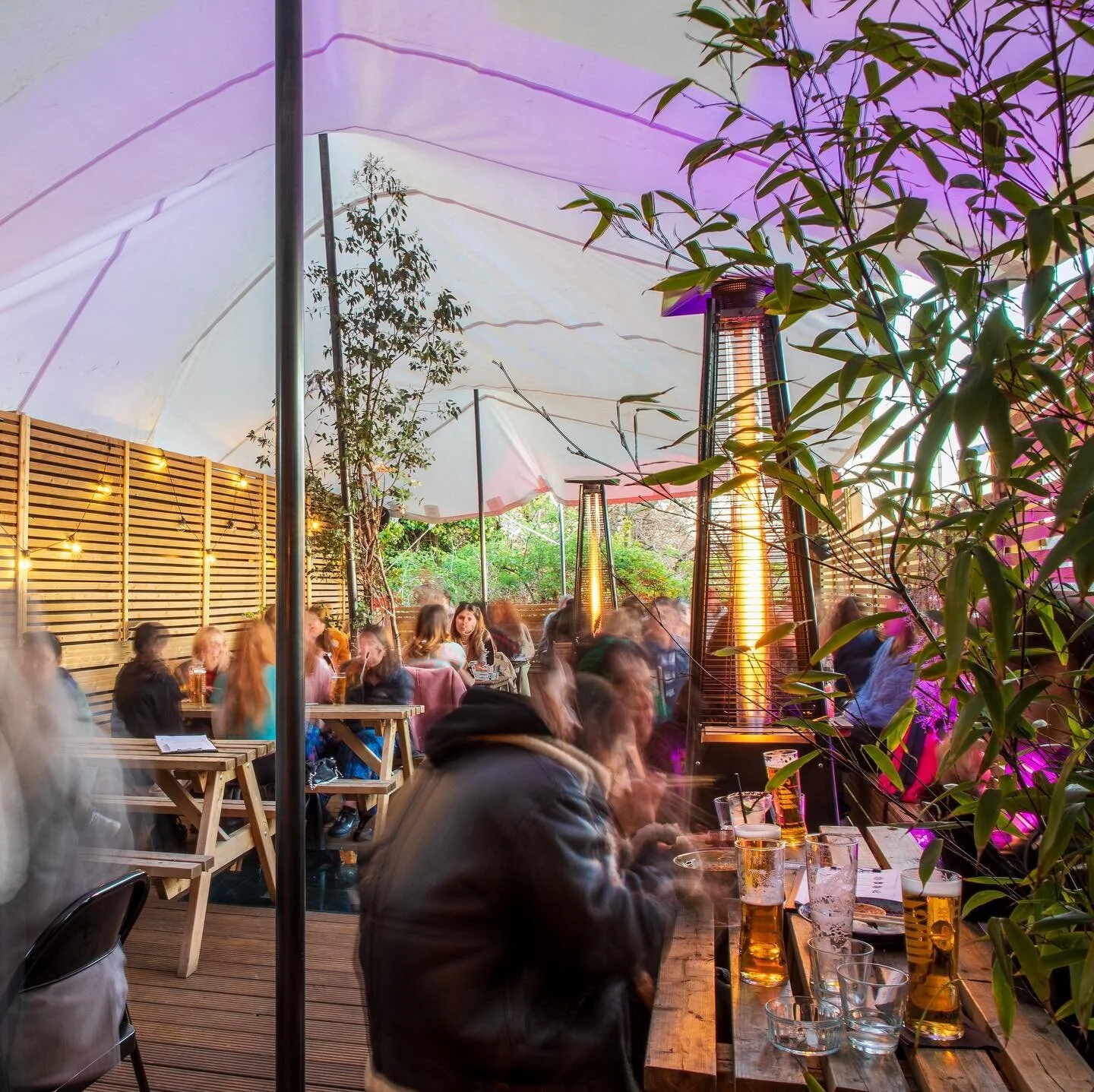 Lovely to see so many of you over our first full week back ❤️ Thank you as always for the love and support. Back on Wednesday with 2-4-1 cocktails every day until Friday 5pm-7pm🍹

Photography by @flashandwire