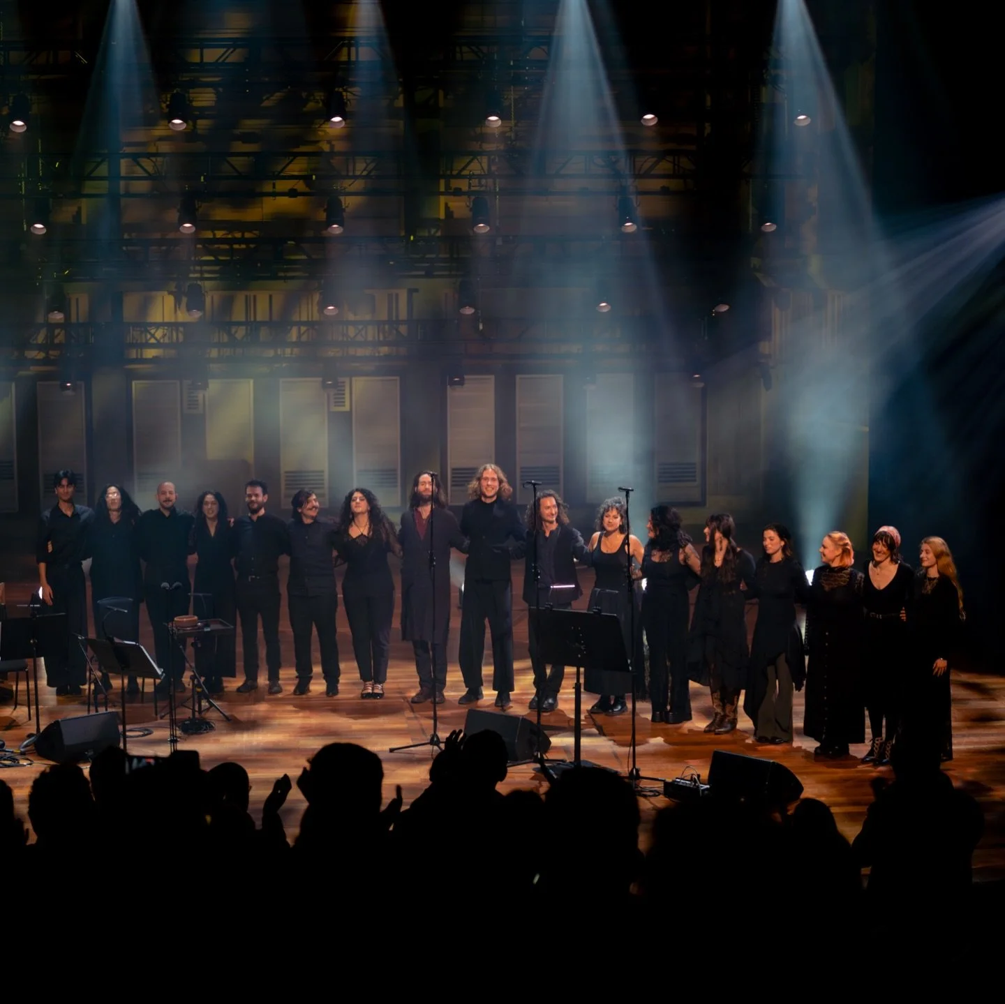 Thank you, Southbank. 🤍✨

Our Queen Elizabeth Hall debut was something we will not forget. Singing the voices of the trobairitz in that room, with your close listening and big cheers, was a joy.

We also loved that cathedral-like resonance. Huge tha