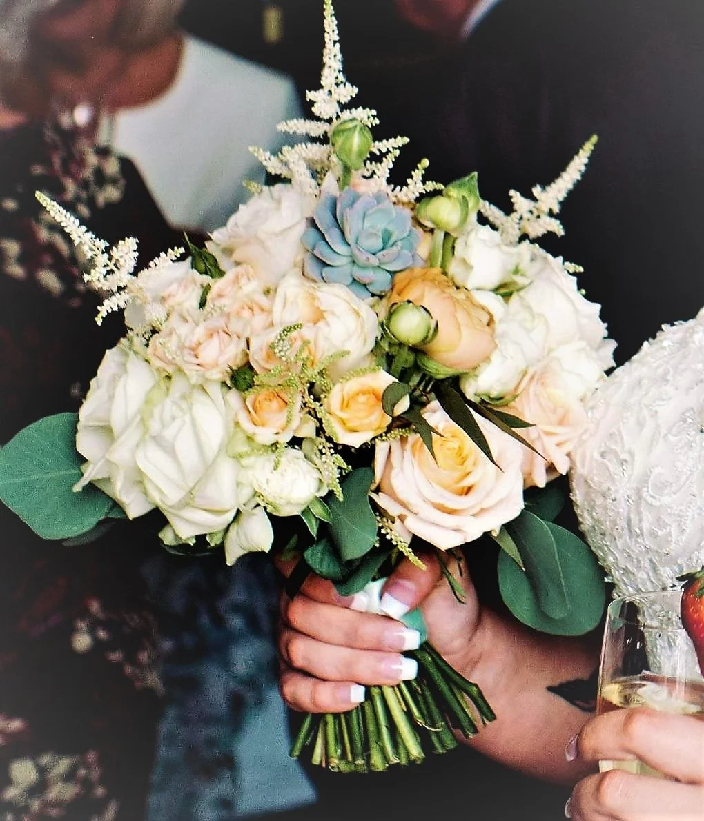 Hand tie bridal bouquet.jpg