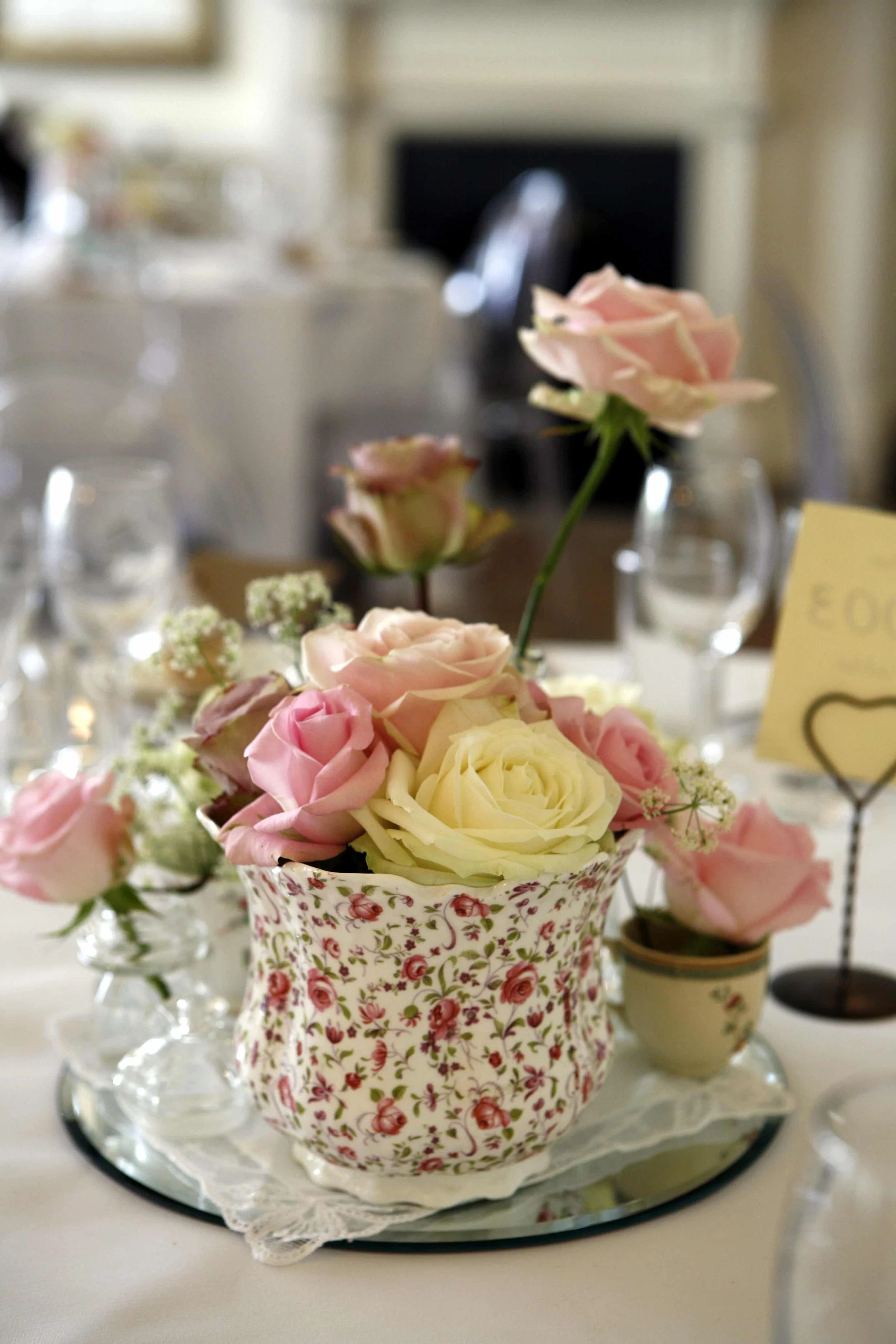Vintage style table centrepiece.jpg