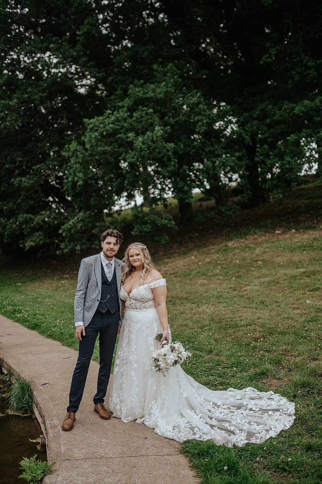 Five questions to ask your professional South Wales wedding florist