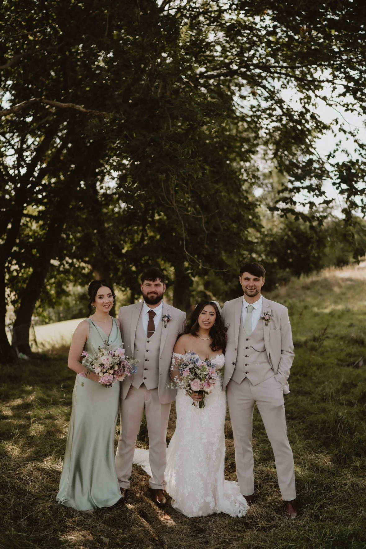 The summer wedding bridal party at Sugarloaf Barn.jpg