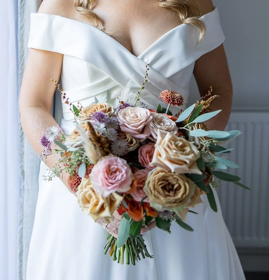 Bridal bouquet in caffeine colours.jpg