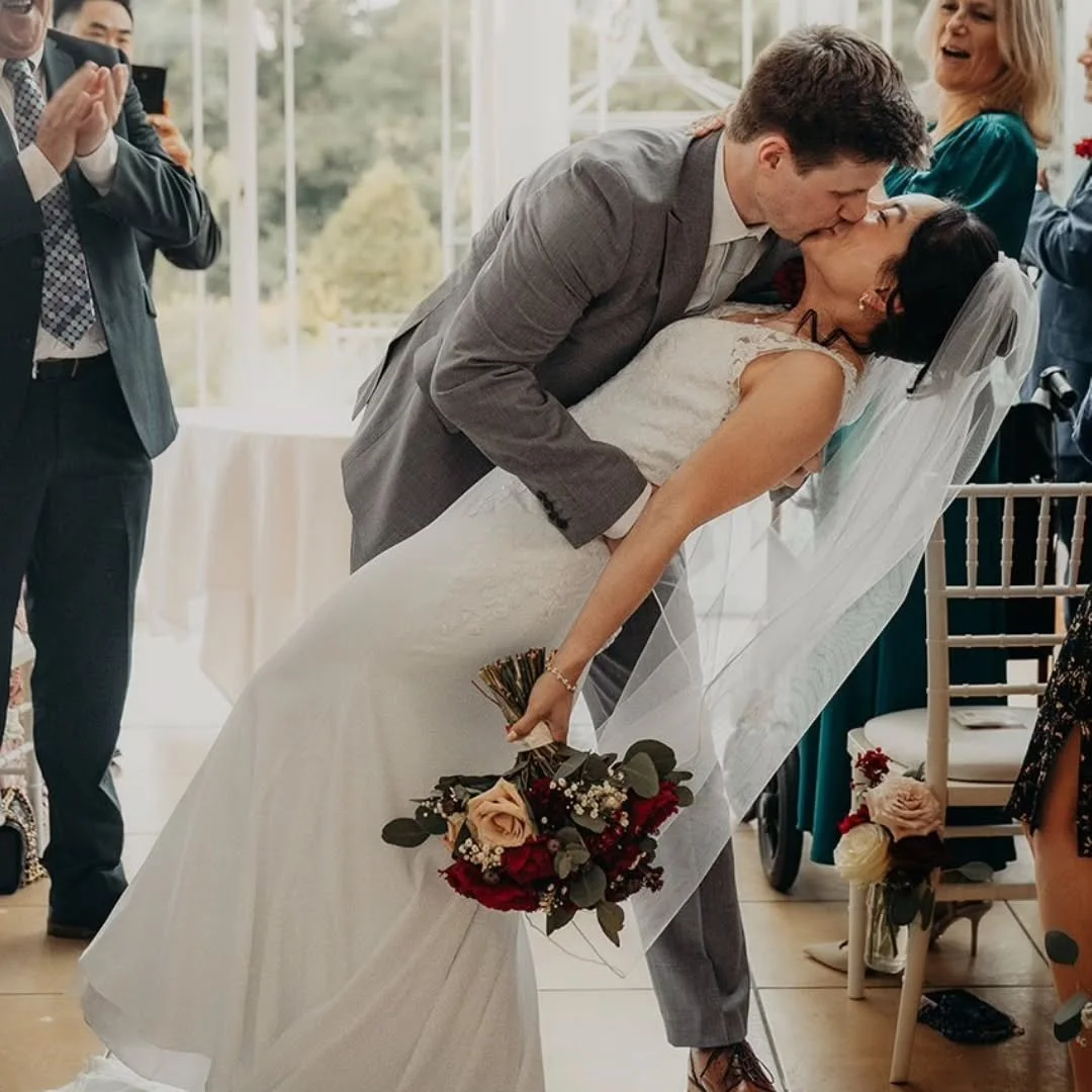 If I had to use one word to describe my work it would be textural. 
Is that a word? Or is it textured? You understand.

Flowers full of petals, lots of variety.

A massive thank you to @laurajclowesphoto for these beautiful images. This wedding day w