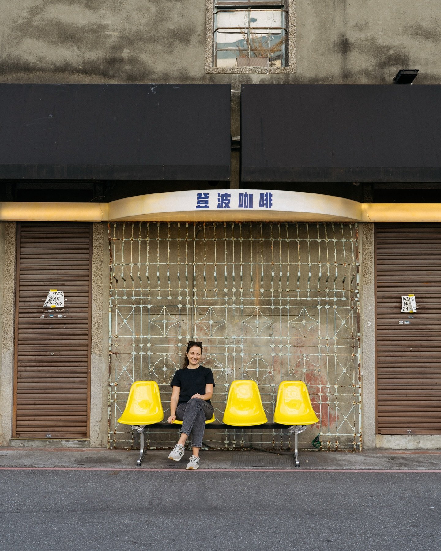 #Taipeh R&uuml;ckblick 🐉 🍊 🥟🧋🧧

Dumplings, Sesamnudeln, die wildesten Photobooths &ndash;
mit hunderten Accessoires und verr&uuml;ckten Kost&uuml;men.
Blinkende Spielautomaten, winkende Katzen, flirrende Nachtm&auml;rkte, der beste Flat White, d