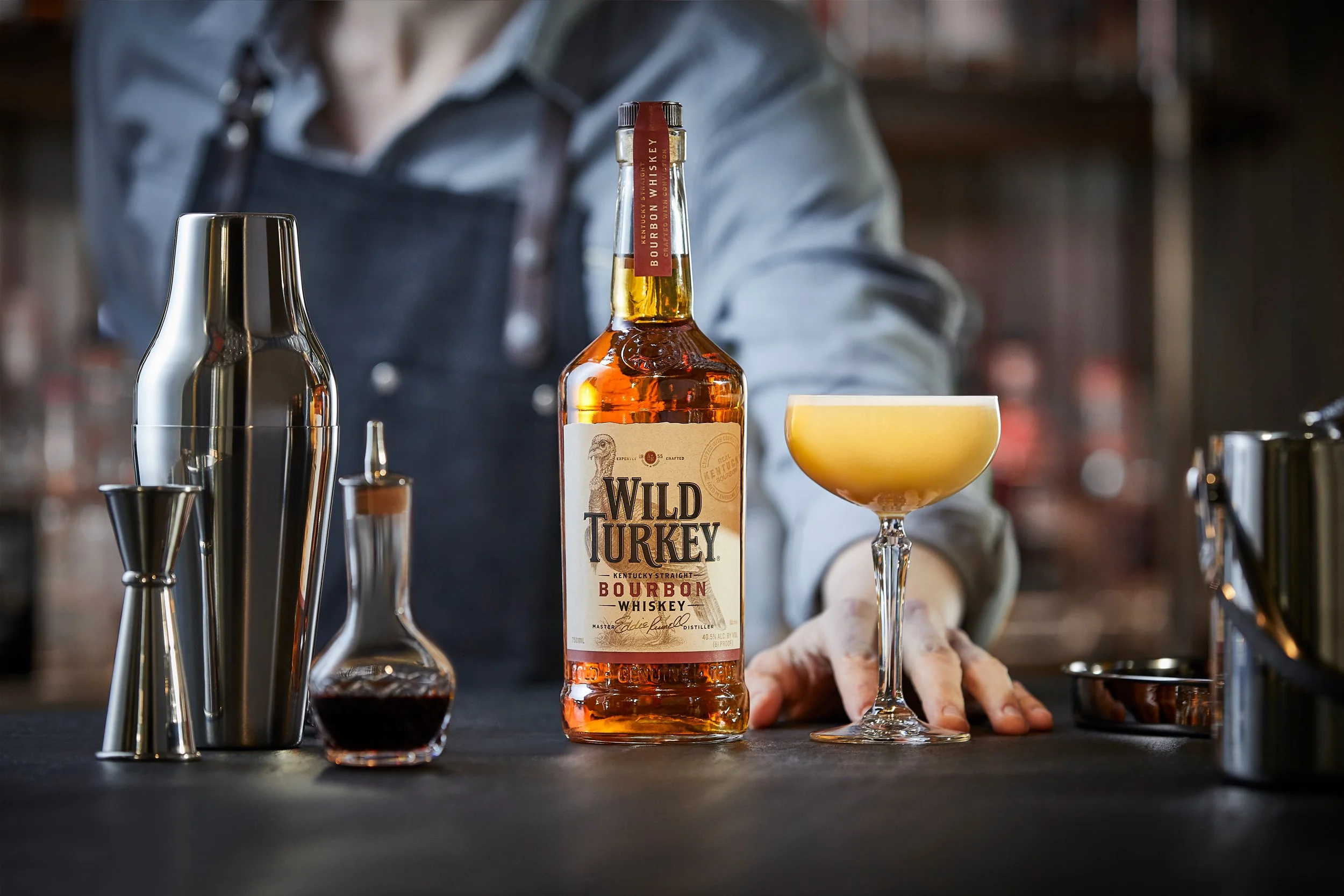 WildTurkey_Bar_Bourbon_MasterDistiller_WhiskeySour_Model.jpg