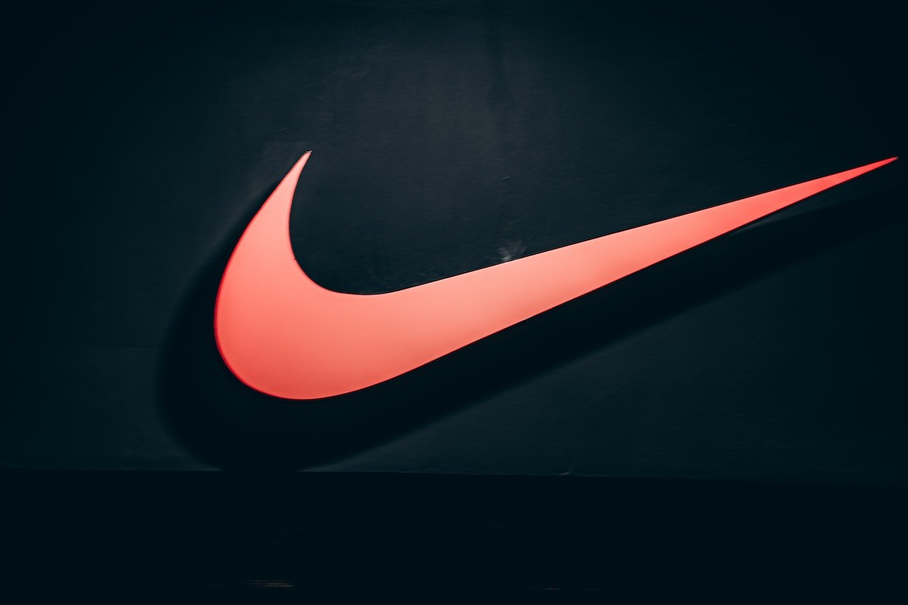 Excremento Ártico George Bernard An in-depth analysis of Nike's brand — Posito