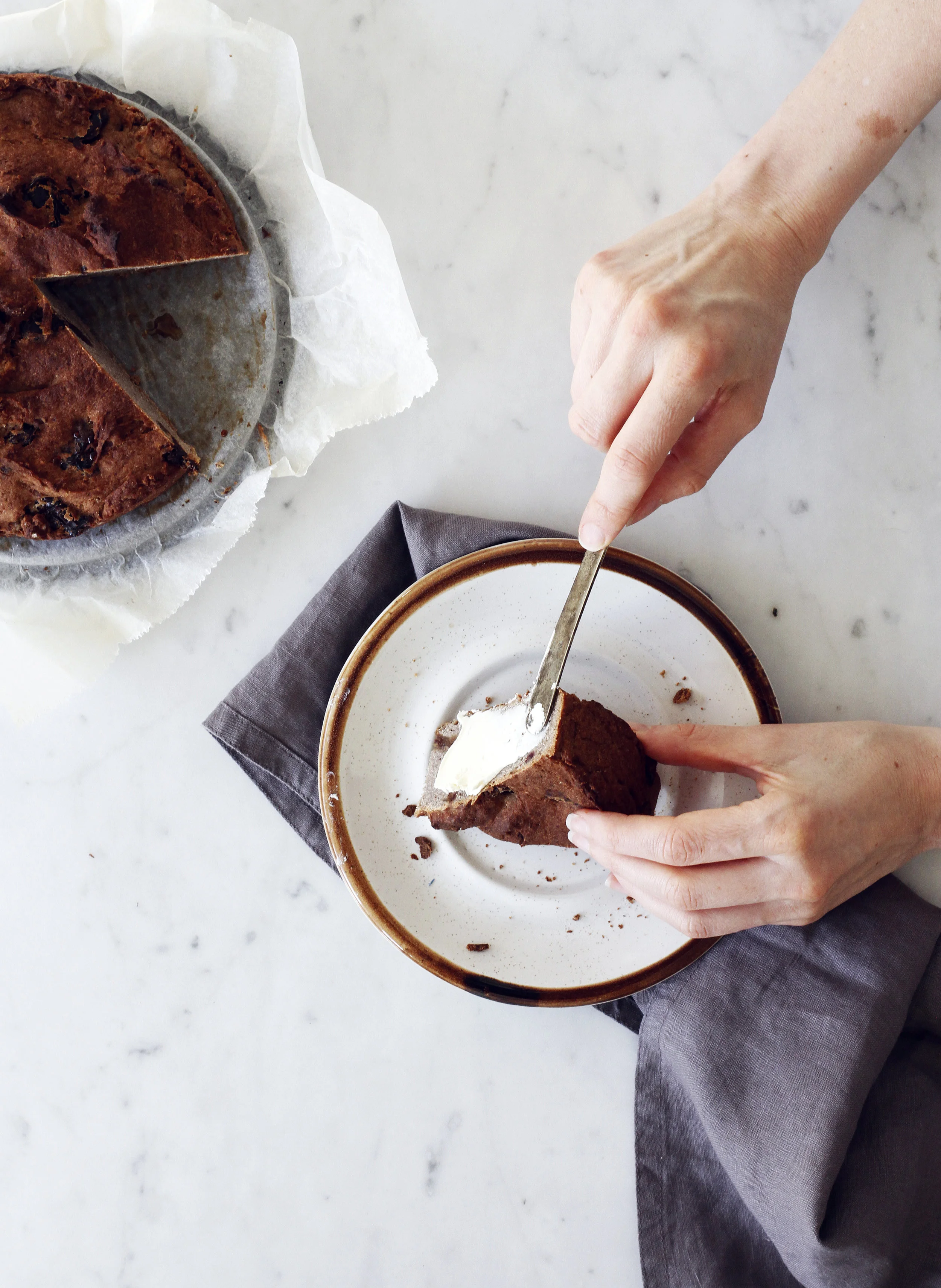 cake 1 food bandits.jpg