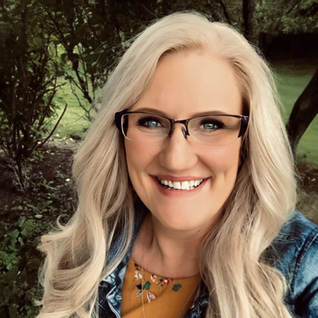 Welcome New Family Advocate Sandi!