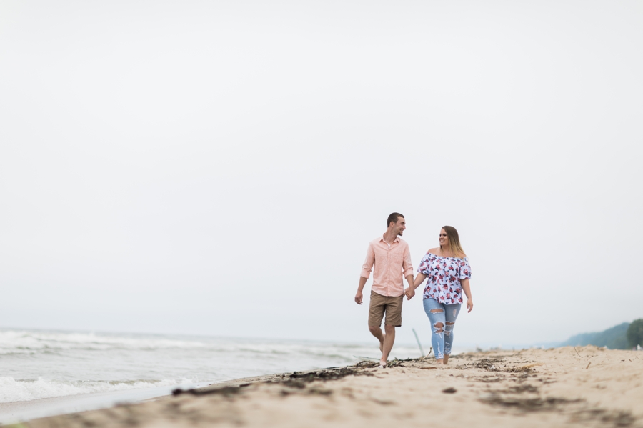 Lake-Michigan-Engagement001.jpg