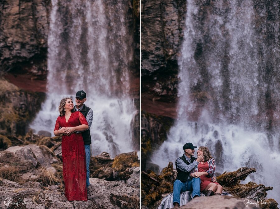 Tumalo Falls Engagement 4.jpg